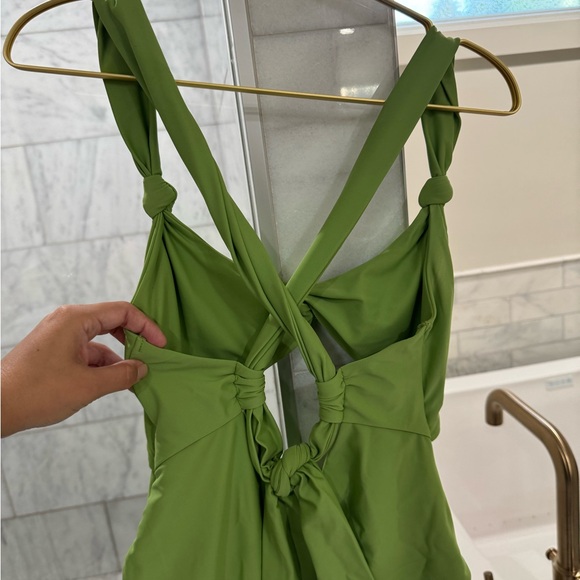 Andrea Iyamah RORA ONE PIECE - Picture 5 of 6